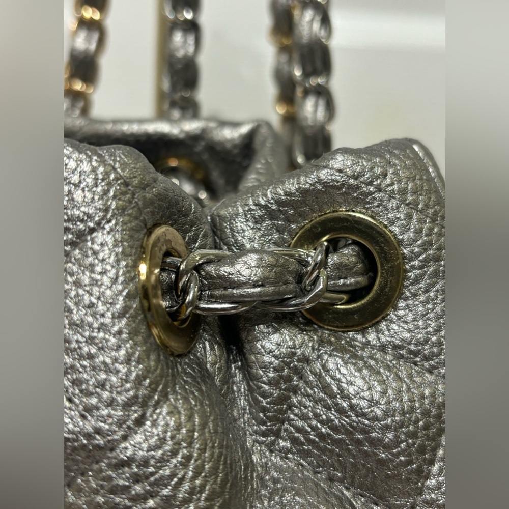 Quilted Metallic Silver Drawstring Backpack - Picture 4 of 10